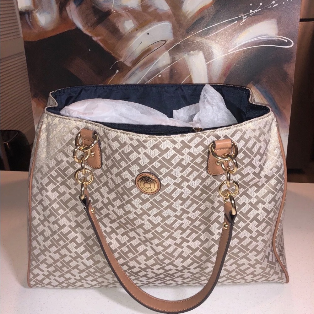 Tommy Hilfiger Tote Handbag